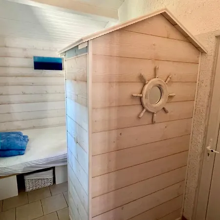 Holiday House Close To The Ocean In Lacanau-ocean *